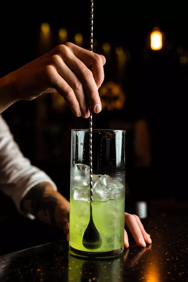 stirred_bar_spoon