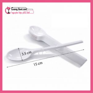 Muỗng Nhựa HUNUFA trắng 100 cái